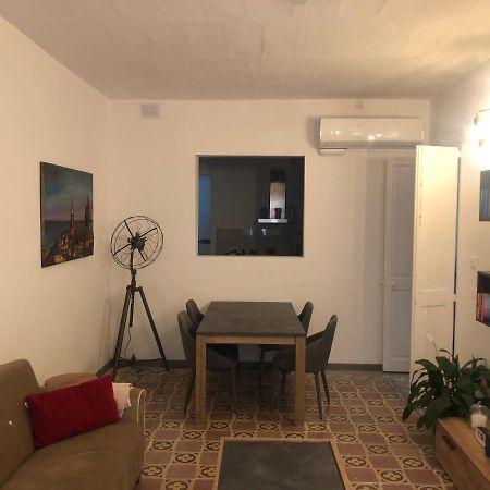 Valletta Retro Apartment Eksteriør bilde